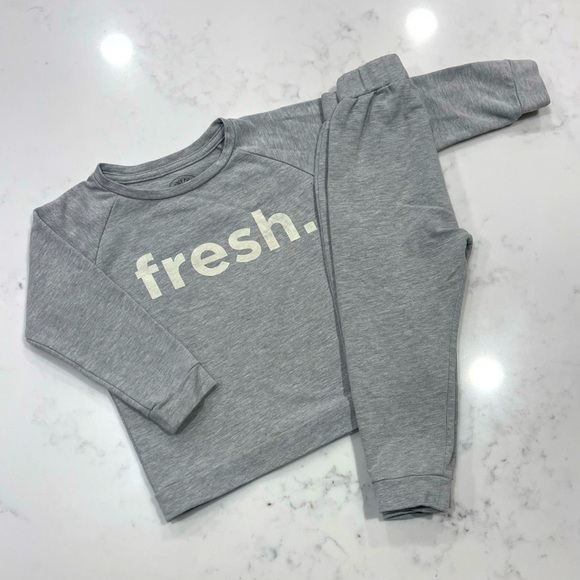 FRESHLY PICKED Kid’s set. Size 3. Gray. girl’s or boy’s set. Unisex. Bundle - Picture 1 of 13